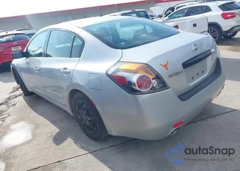 2011 Nissan Altima 2.5 S z USA, uszkodzony, nr VIN 1N4AL2AP2BN477690